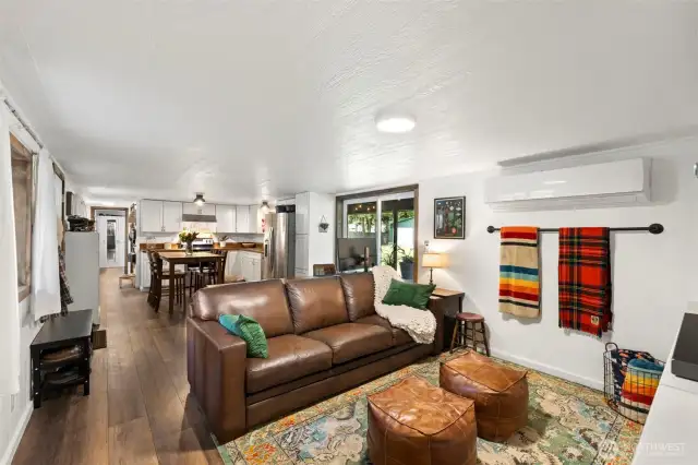 Nice open floor plan!