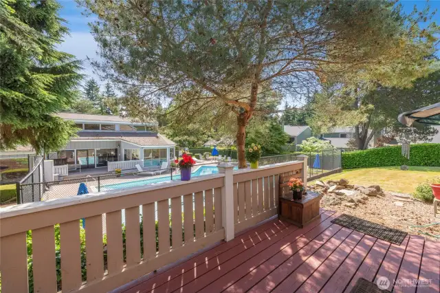 This deck has a full view of the swimming pool