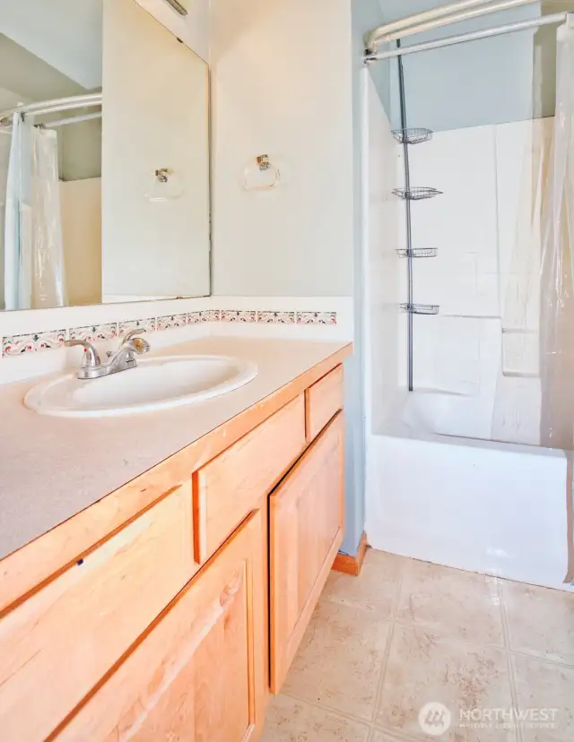 Second full bath upstairs