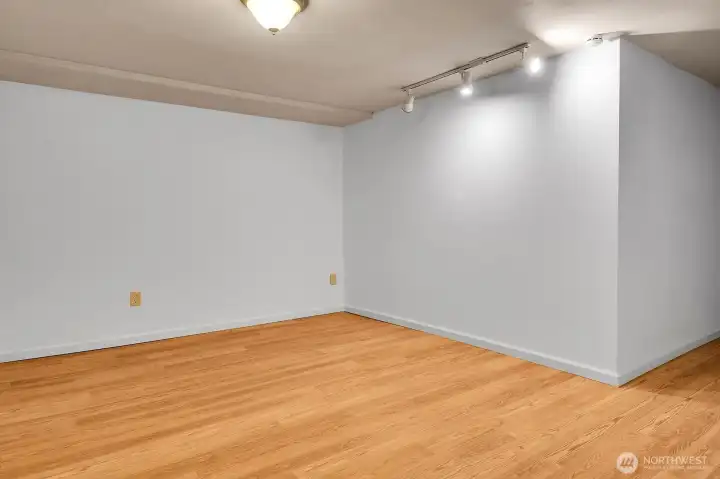 Lower level offers exterior access.