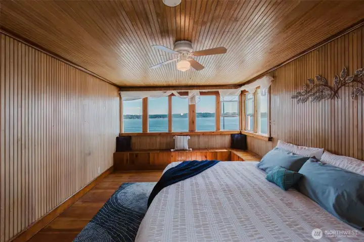 Primary Bedroom - again stunning views!