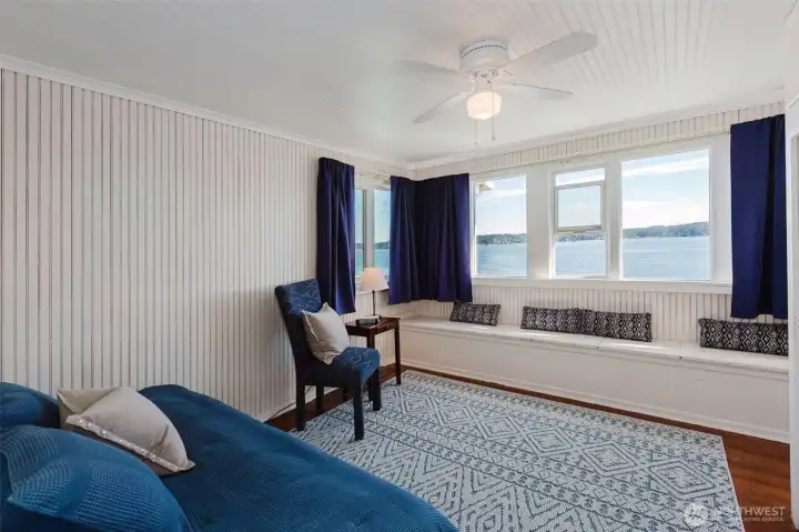 BR #2- looks out over the water!