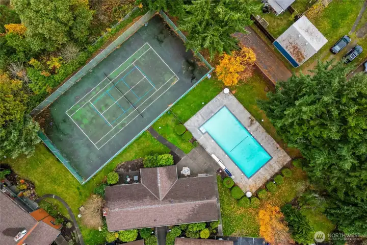 Tennis Court, Pool & Clubhouse