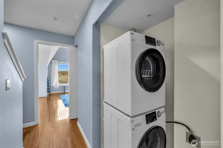 Washer and Dryer. All appliances stay!