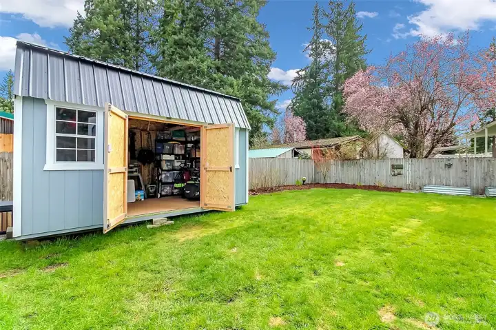New Custom garden shed.