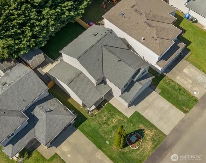 This lot is manageable and low-maintenance! You will love the peace and quiet being at the end of a cul-de-sac. The roof was replaced in 2020 and has many years of life left - truly move-in ready!