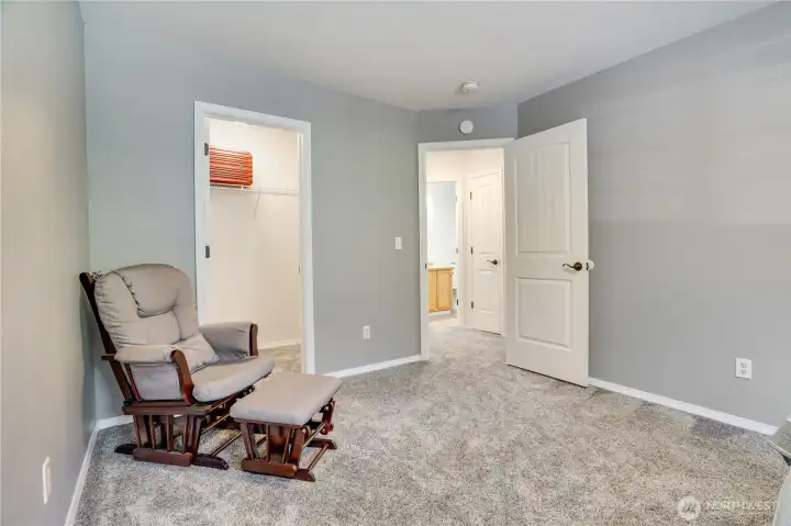 A spacious walk-in closet!