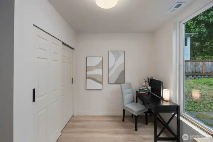 Versatile flex space with room for office, guests, or hobbies.