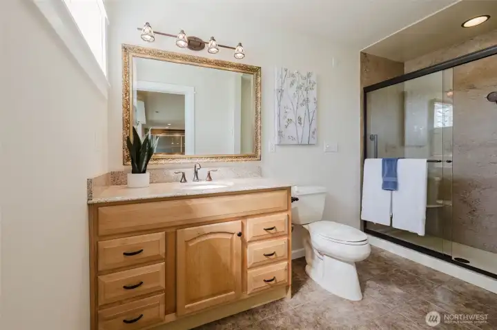 Studio Bathroom