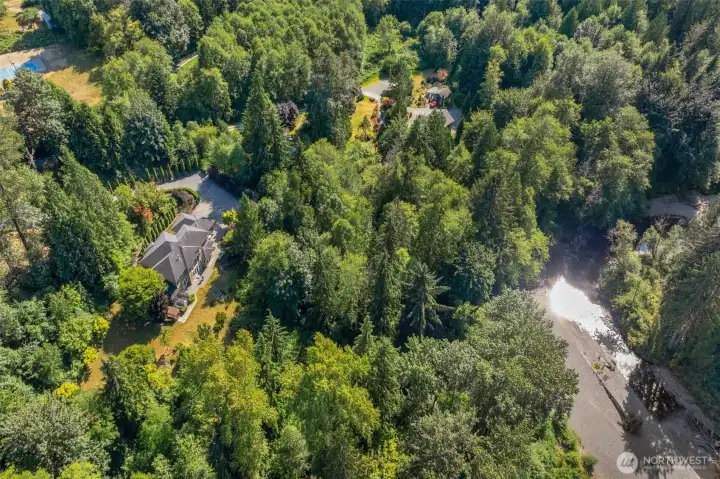 A rare opportunity on Pilchuck Creek. A rare opportunity on Pilchuck Creek.