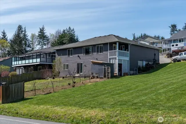 View of back of home