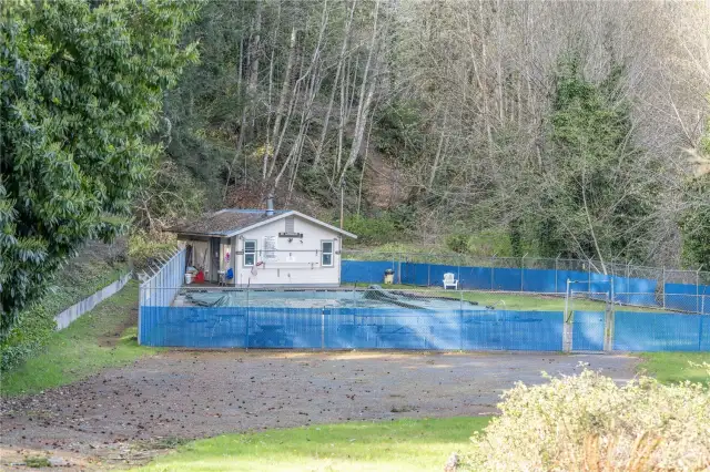Lynch Cove Community Pool