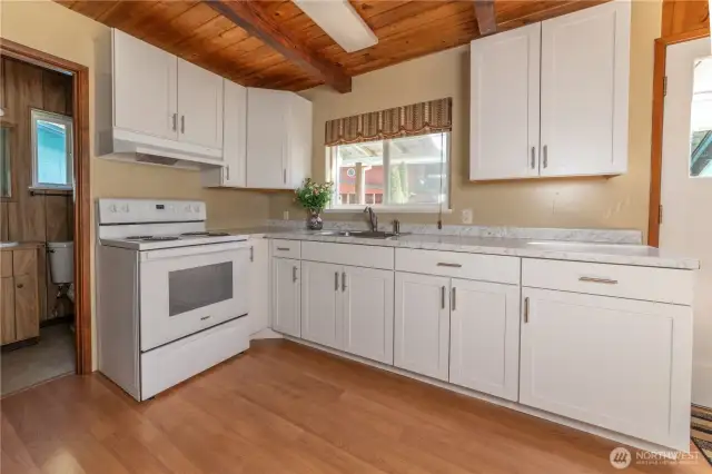 brand new kitchen, clean and ready for the chef