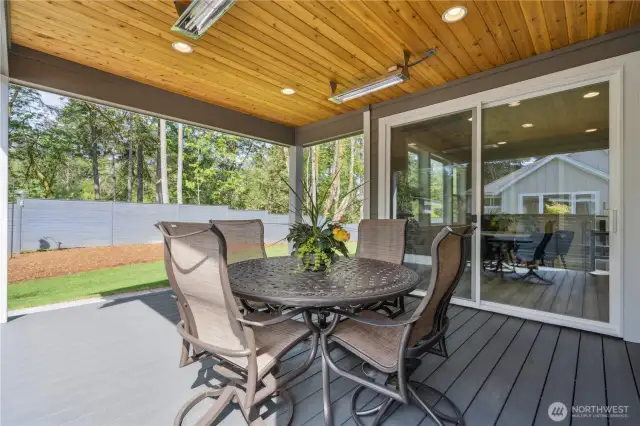 Easy to maintain Trex deck with overhead heating