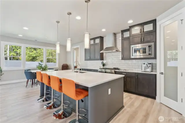 Chef’s kitchen