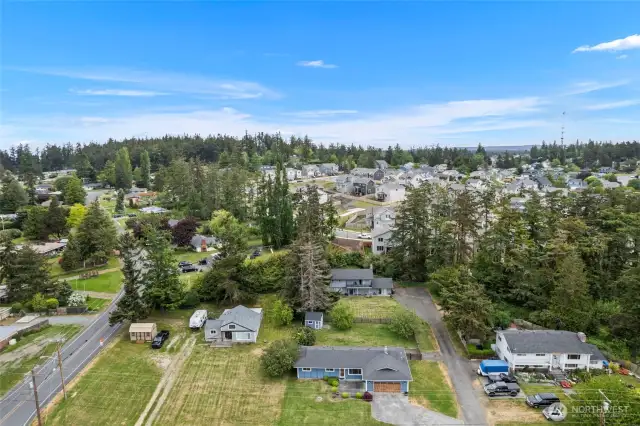 A great neighborhood overview.