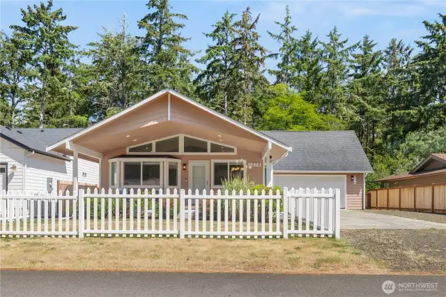 2 Car Garage, Driveway Parking, and RV Parking