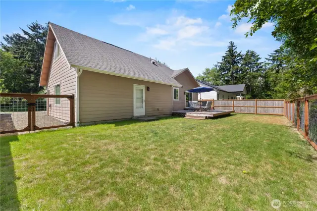 Access to Backyard from Garage
