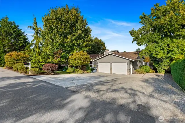 Front of home - RV / Toy Parking w/ power outlet & NO HOA