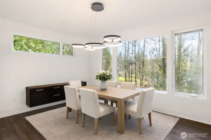 Dining area virtually staged