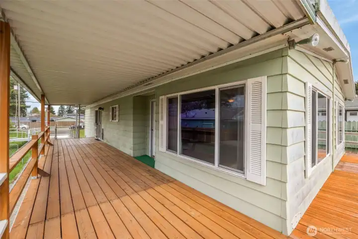 Cedar Deck wraps around house