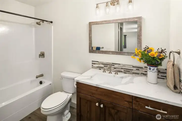Full bath in studio apartment