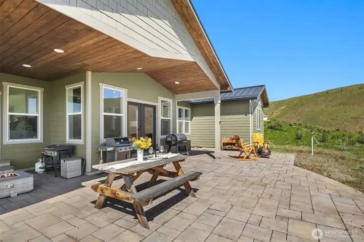 Fabulous covered back patio, sip morning coffee and watch the sun rise to the east, perfect place to hang out in the afternoons on a warm summer day BBQ'ing your favorite meals