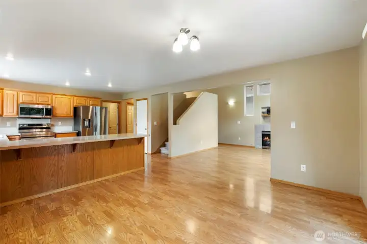 Optional counter seating at kitchen