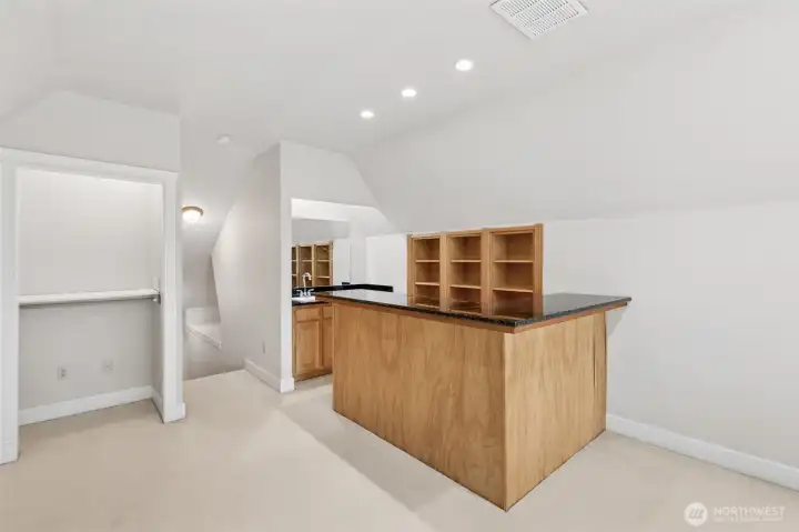 Upstairs Bonus Room with Wet Bar