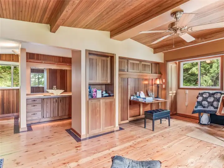 Upstairs extra room has been used as a studio