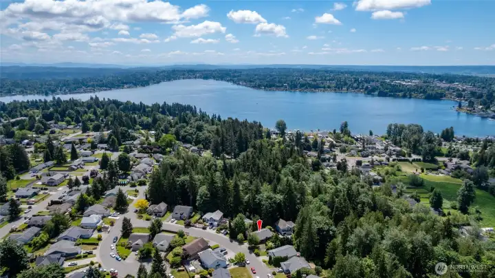 Red marks the spot for the home. Gorgeous Lake Stevens not too far away!