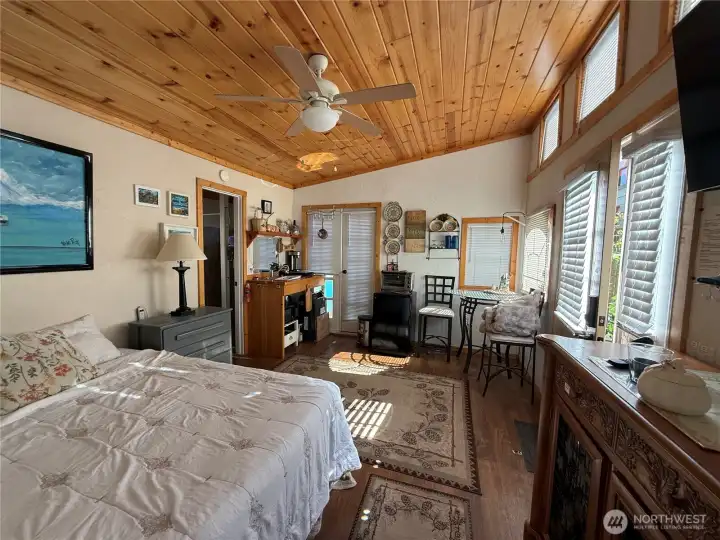 Craft/hobby shed interior view 2 Craft/hobby shed interior view 2