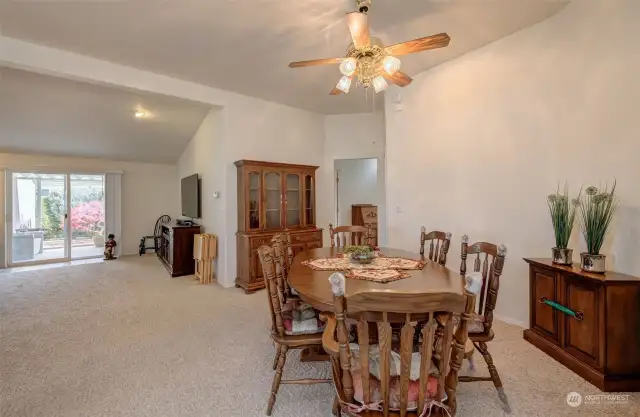 Formal dining room, centrally located