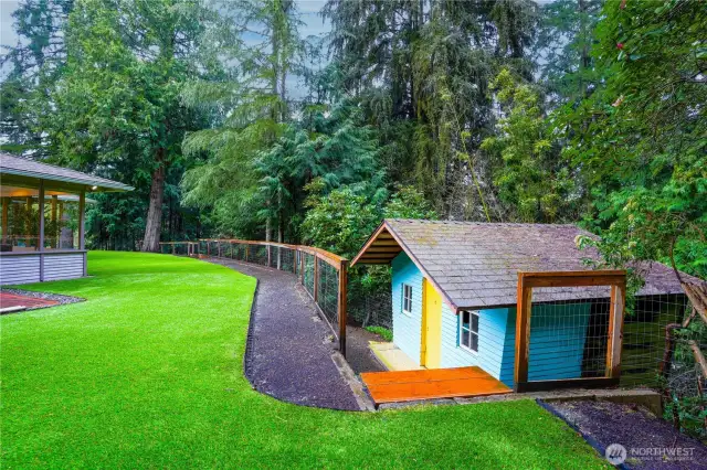 Eco-Friendly Turf-Low Maintenance