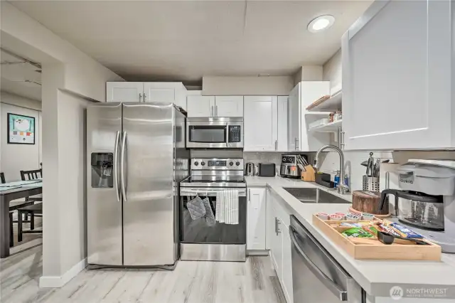 Unit B - Kitchen