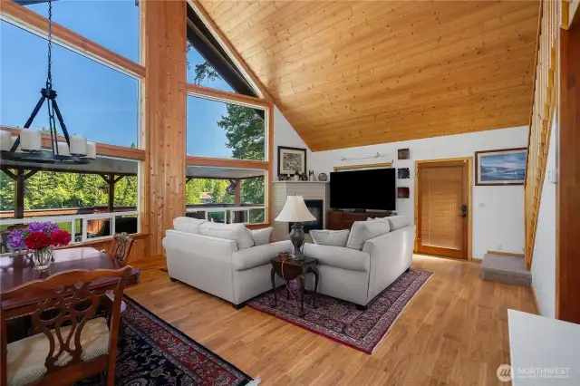 Fireplace to keep you cozy.