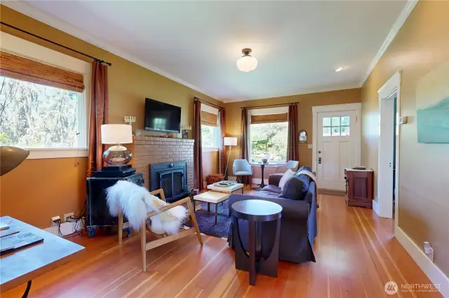 Gas fireplace