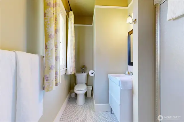 Primary bath with walk in shower