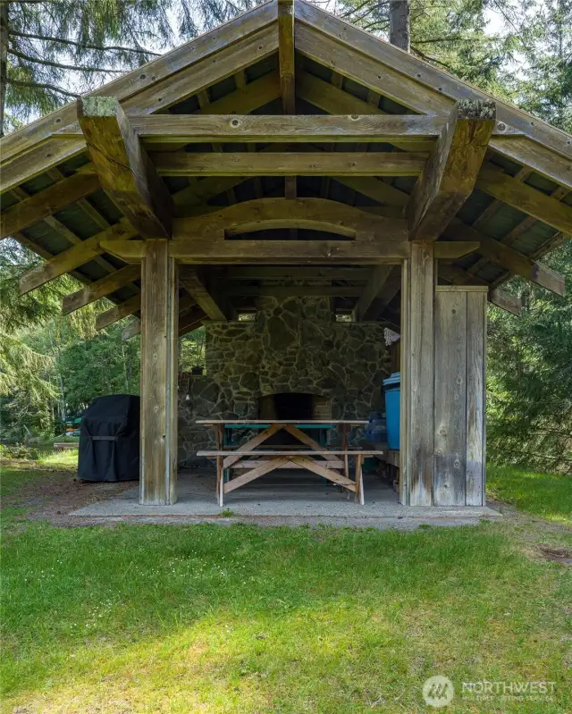 Community Picnic Pavilion.