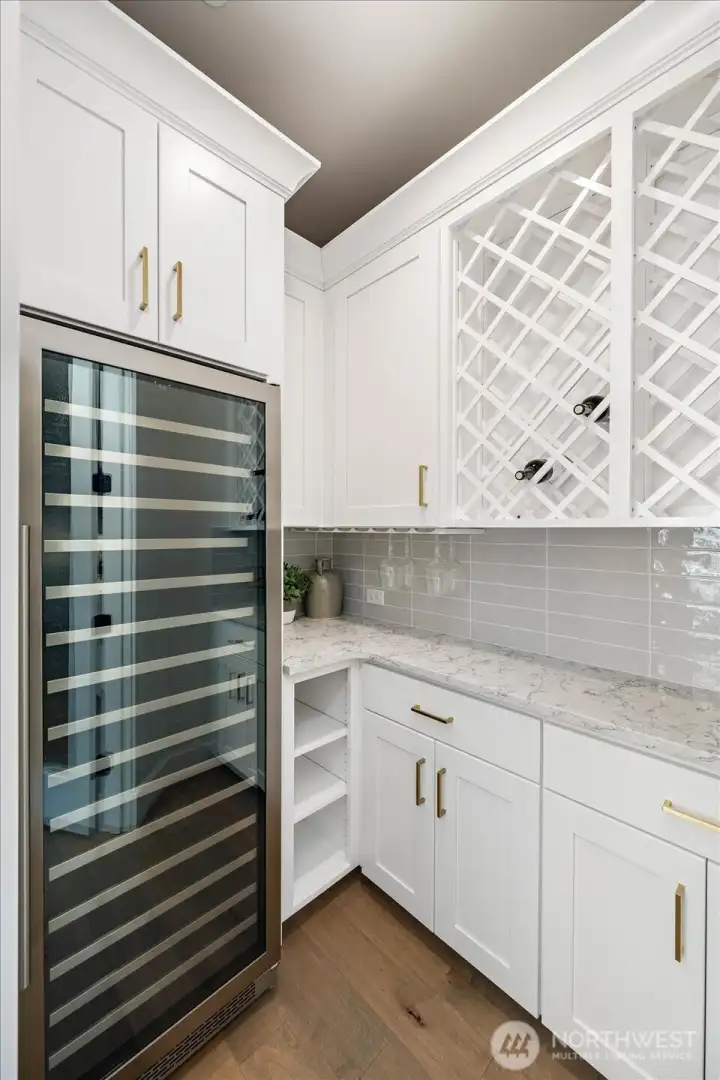 Built in wine room with cooler!