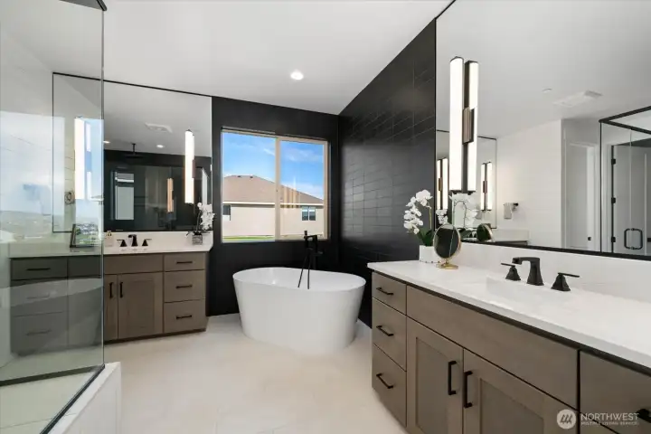 Gorgeous primary ensuite.