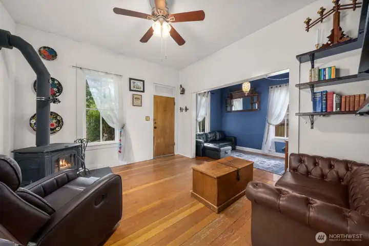 Living room into parlor