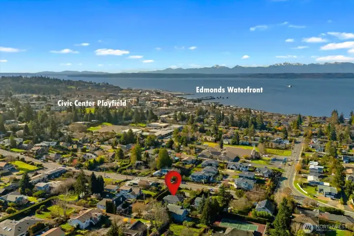 Blocks away from ALL that downtown Edmonds and the waterfront have to offer!
