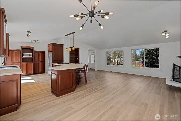 Huge open concept floorplan with tall ceilings