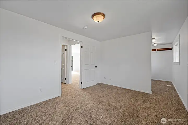 2nd bedroom upstairs