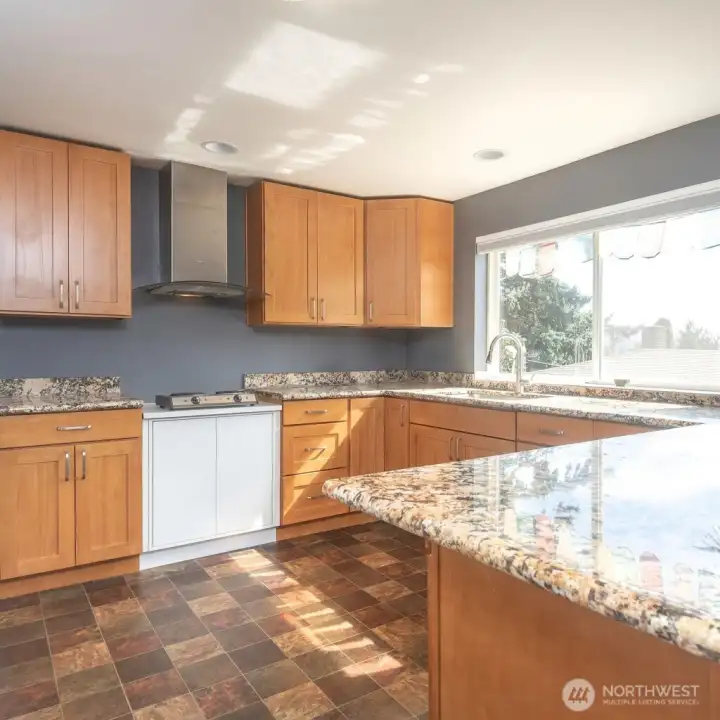 2nd level Room Kitchenette
