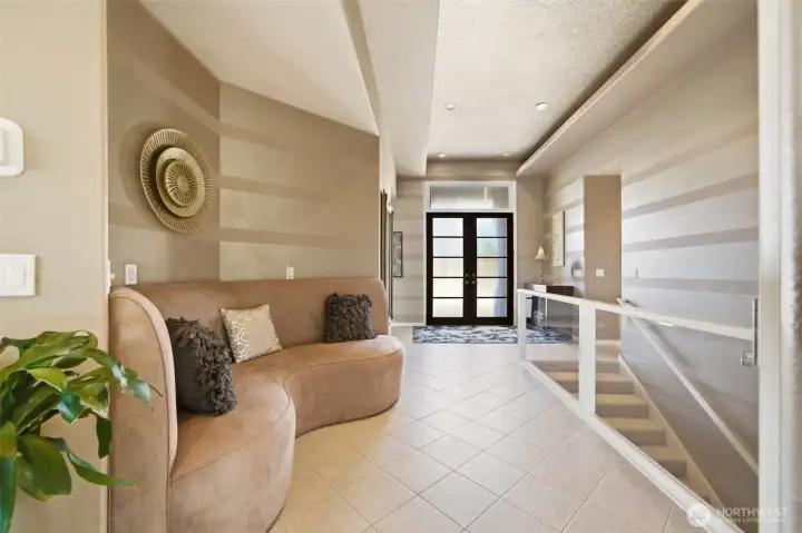 Entrance/Foyer