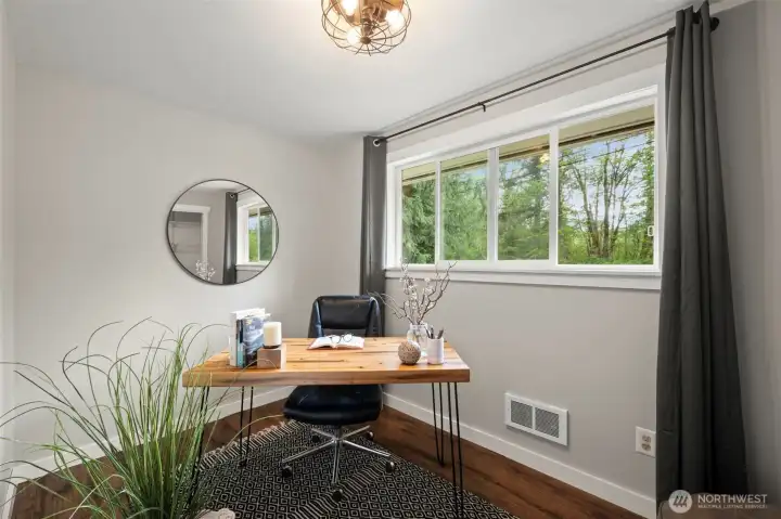 Hall Bedroom #1 / Office Space / Flex Room