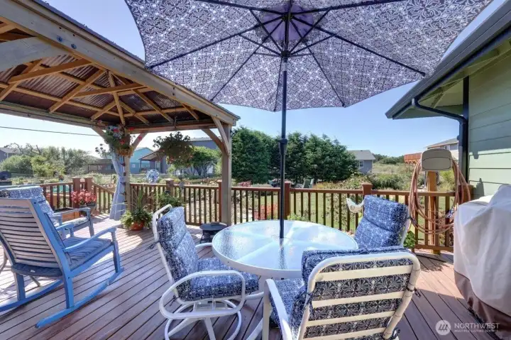 Large Entertaining Deck