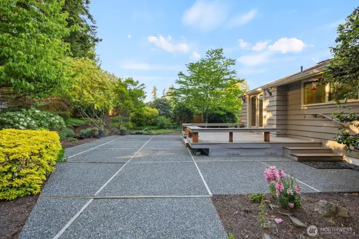 Bakyard patio